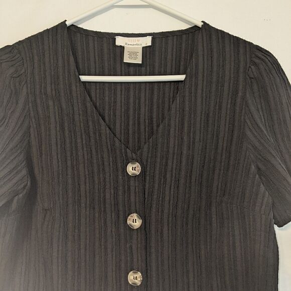 Urban Romantics Cropped Tortoise Shell Button Down - Picture 7 of 7